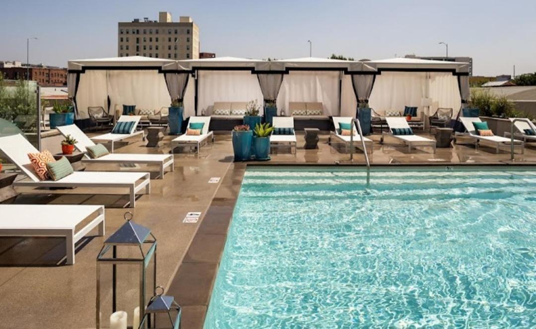Amazing Dtla 2bdr Must See!